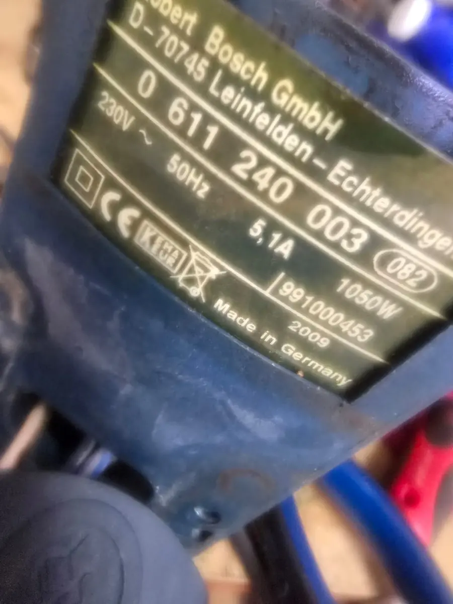 Rating plate on a 230 V, 1050 W appliance — the information used to size backup power