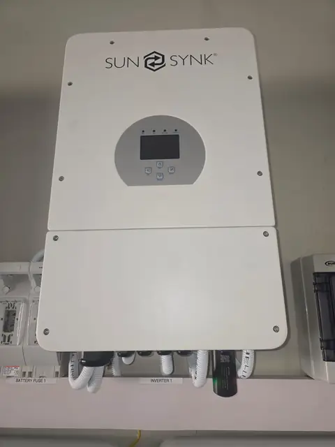 Sunsynk hybrid inverter installed with battery fuse and DC isolator
